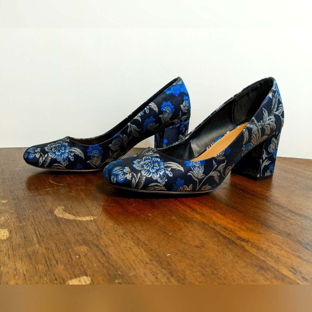 Gap heels